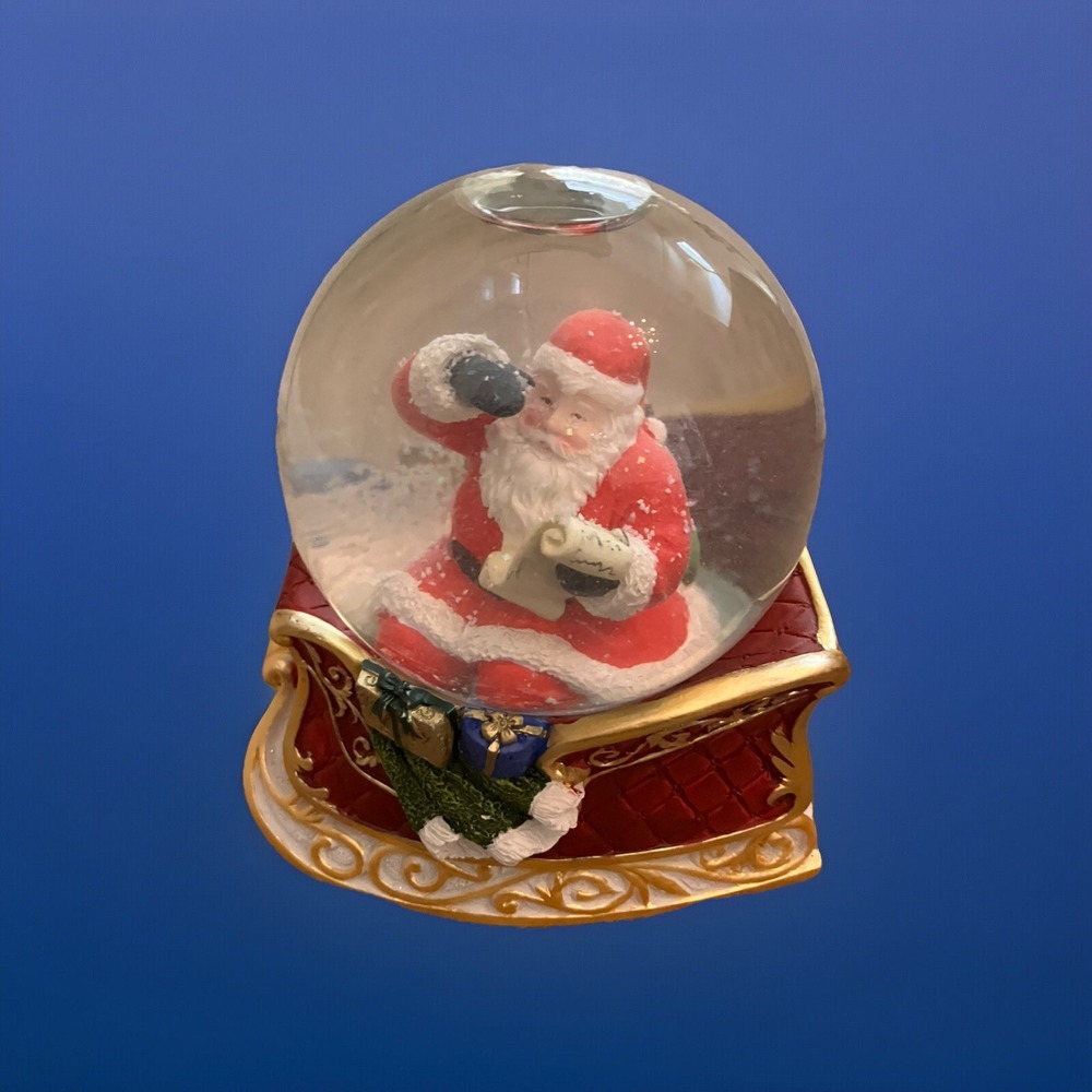Santa Snow Globe‎ Music Box